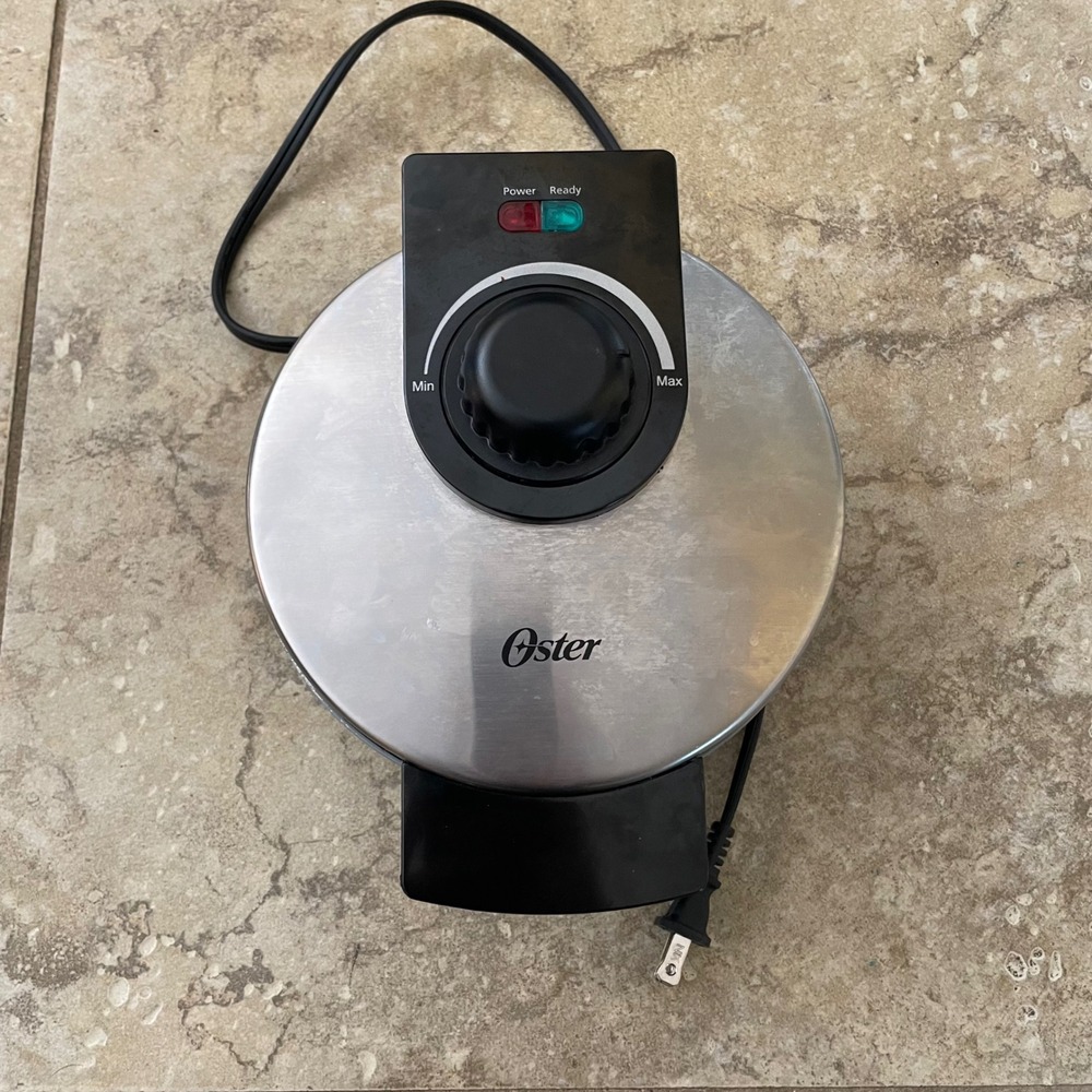 Oster Belgian Waffle Maker Stainless Steel‎ CKSTWF1502-TECO Silver Black